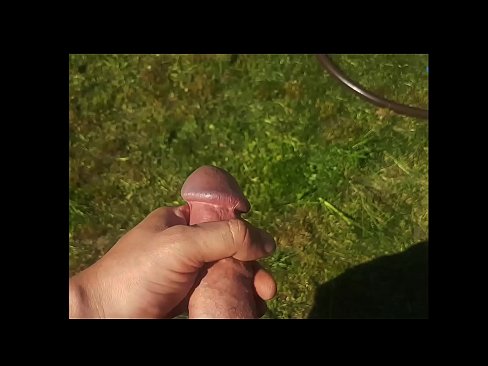 ❤️ Hot hottie mendapat dia merah jambu pussy fucked dan air mani dengan muncrat di taman musim panas ❤❌ Video persetan pada kami ❌❤
