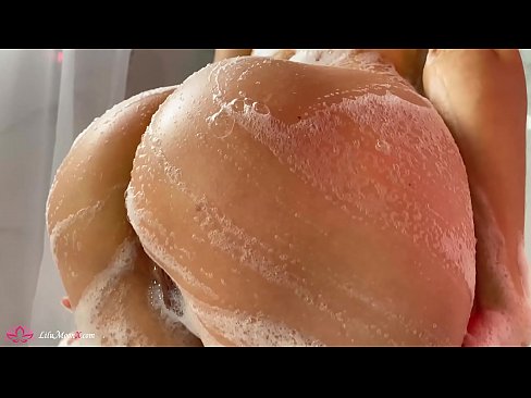 ❤️ Si rambut coklat Melancap Faraj dengan Vibrator hingga Orgasme Intens dalam Mandi ❤❌ Video persetan pada kami ❌❤